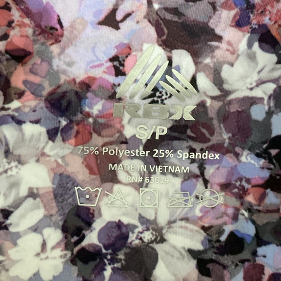 Reebok active 2 piece tank top and leggings size Small NWT - Picture 15 of 16